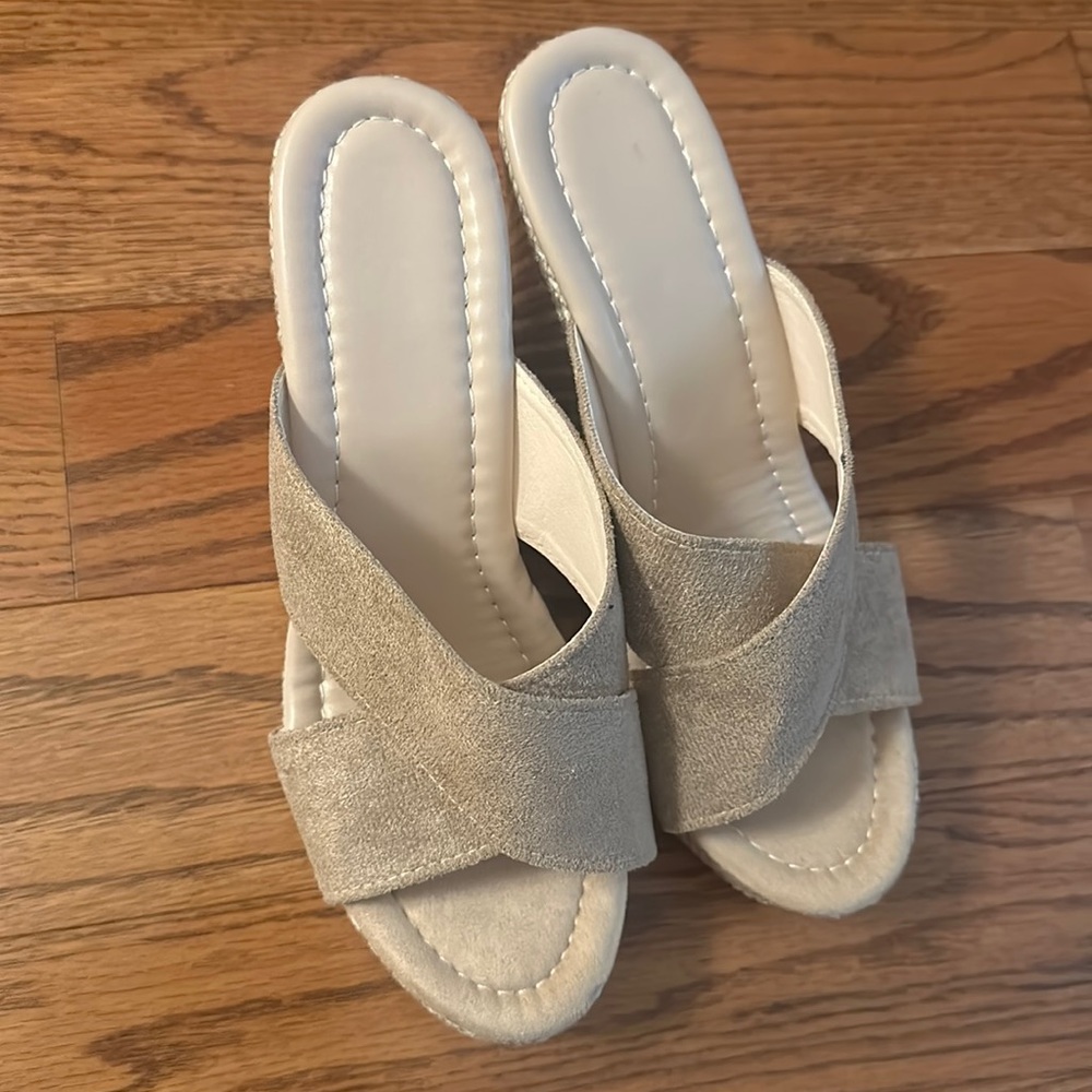 Size 6 wedges